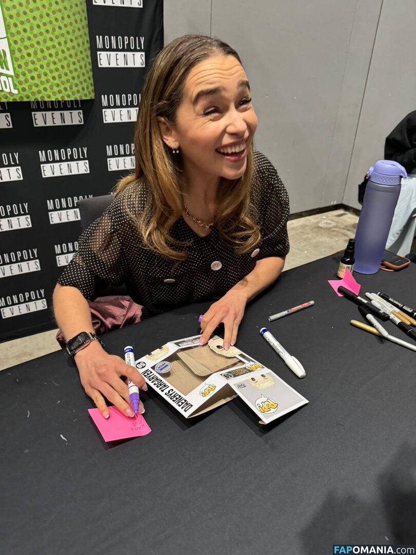 Emilia Clarke / clarkeyxo / emilia_clarke / emiliaclarke Nackt OnlyFans  Geleaktes Foto #889