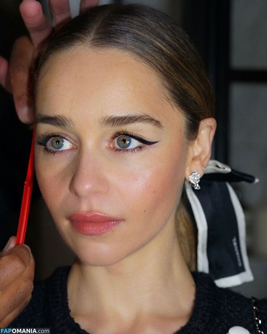 Emilia Clarke / clarkeyxo / emilia_clarke / emiliaclarke / emiliaclarkecentral / https: Nackt OnlyFans  Geleaktes Foto #933