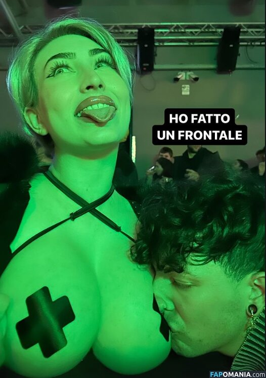 Emilia Zabberoni / artikleopard_artist Nackt OnlyFans  Geleaktes Foto #8