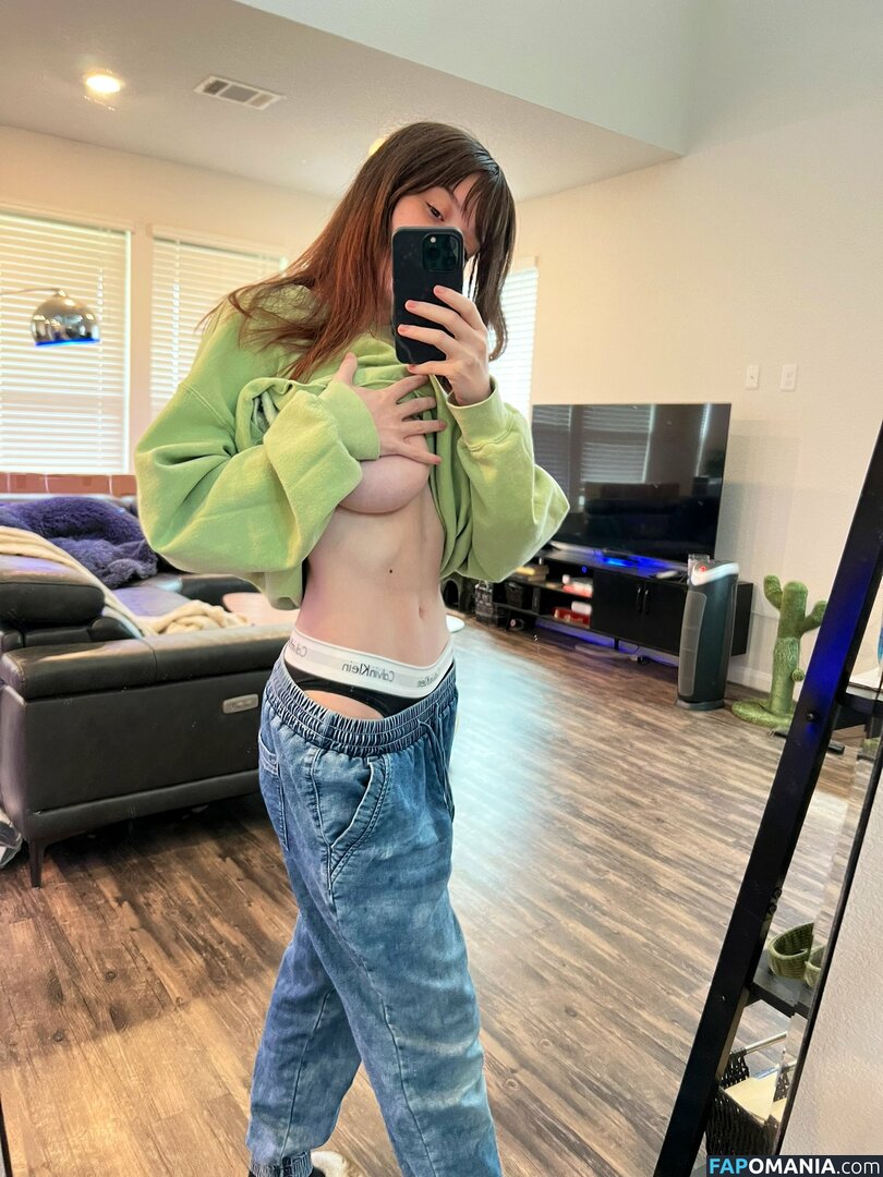 Emilia / Emmadorable / Emmia / emiliaaa Nackt OnlyFans  Geleaktes Foto #1