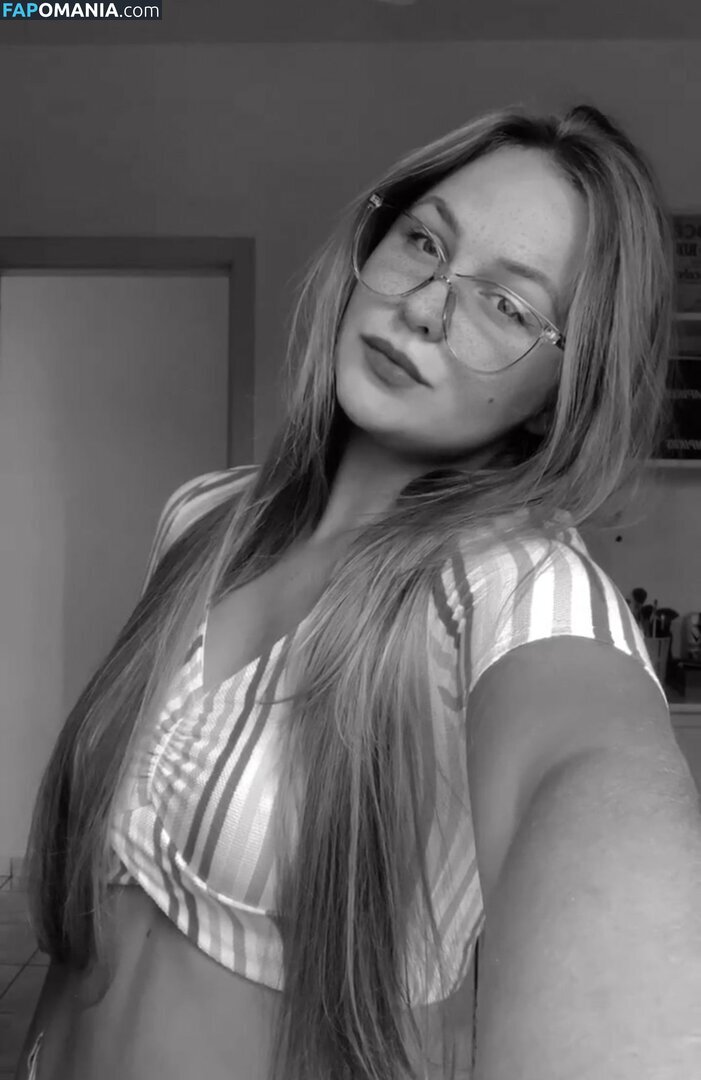 Emilly Schellmann / _emillyschellmann Nackt OnlyFans  Geleaktes Foto #35