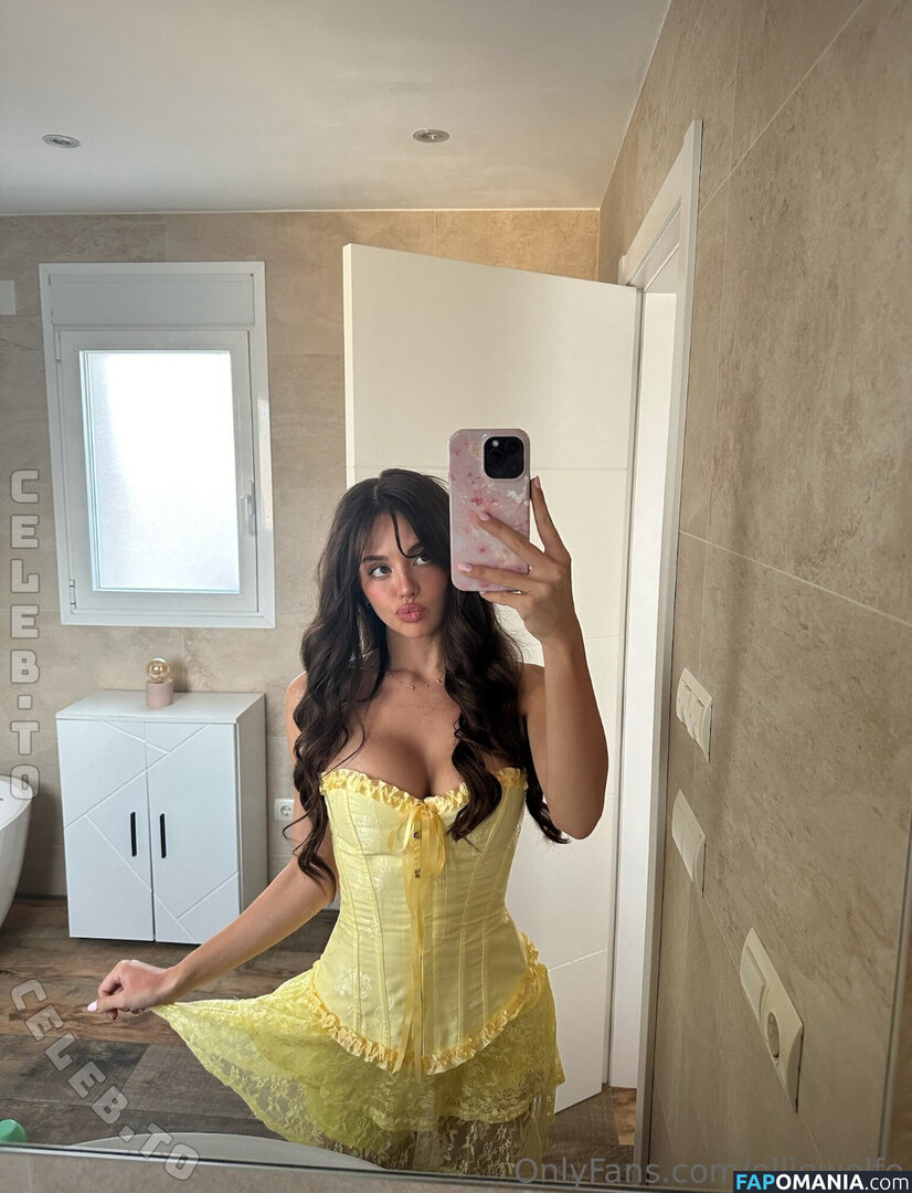 EMILYBLACKYT / Emily Black / ItsEmilyBlackYT / emblack / emilyblacktok / https: / itsemilyblack Nackt OnlyFans  Geleaktes Foto #5