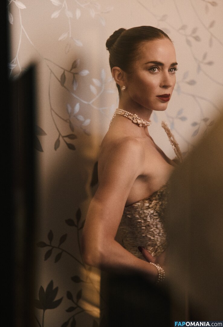 Emily Blunt / _emily_blunt_ / twogirlsoneblunt Nackt OnlyFans  Geleaktes Foto #462