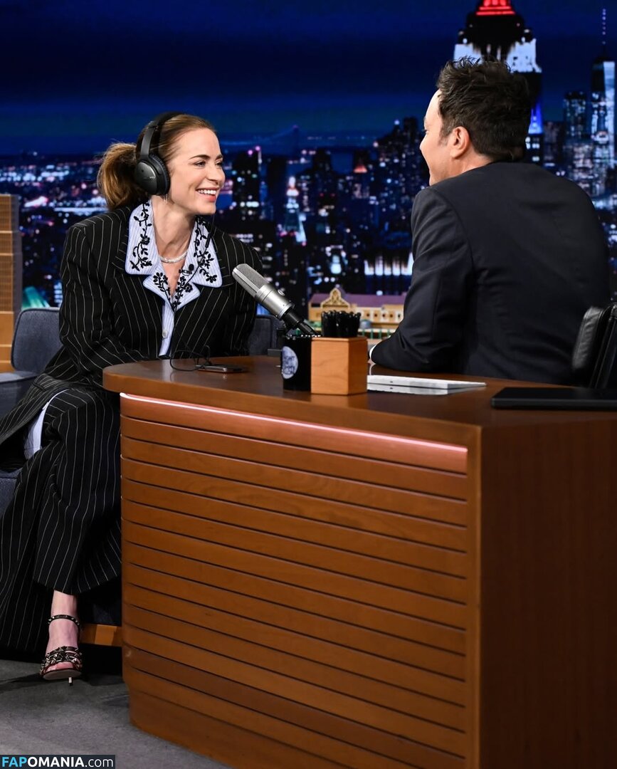 Emily Blunt / _emily_blunt_ / twogirlsoneblunt Nackt OnlyFans  Geleaktes Foto #466