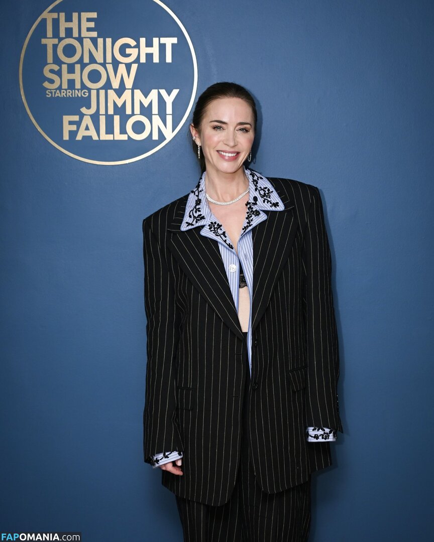 Emily Blunt / _emily_blunt_ / twogirlsoneblunt Nackt OnlyFans  Geleaktes Foto #468