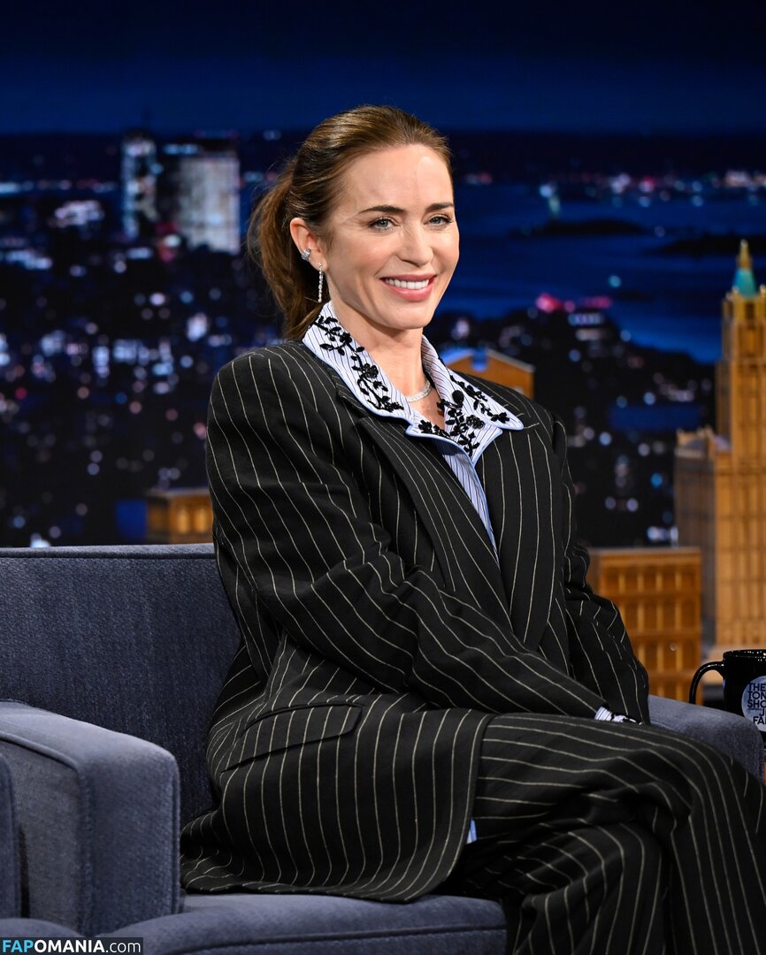 Emily Blunt / _emily_blunt_ / twogirlsoneblunt Nackt OnlyFans  Geleaktes Foto #469