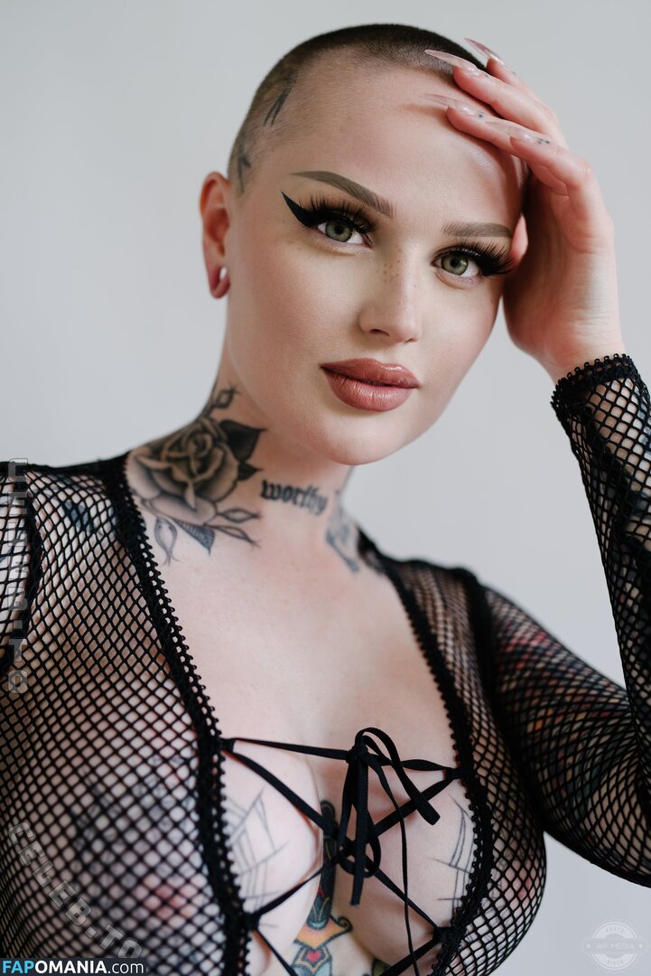 Emily Boring / embodoe / https: Nackt OnlyFans  Geleaktes Foto #4