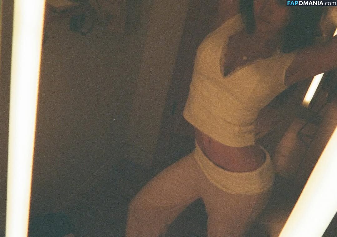 Emily Hung / dcyyy___ Nackt OnlyFans  Geleaktes Foto #8