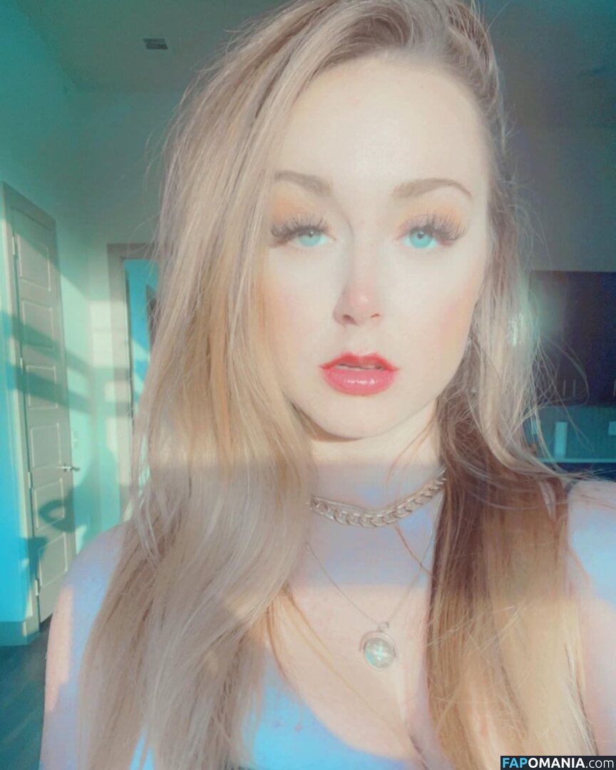 Emily James Nackt OnlyFans  Geleaktes Foto #1