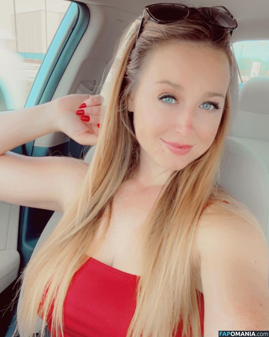 Emily James Nackt OnlyFans  Geleaktes Foto #3