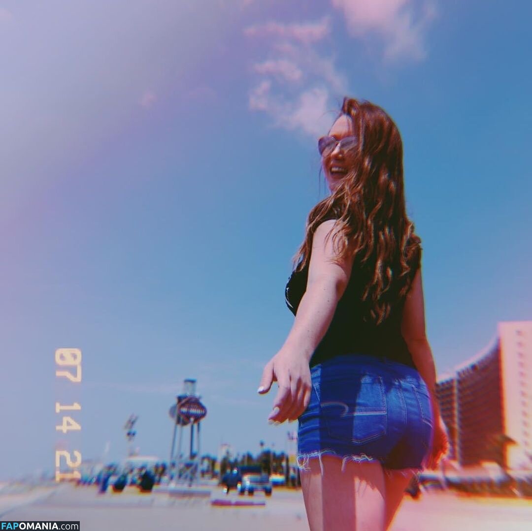 Emily James Nackt OnlyFans  Geleaktes Foto #6