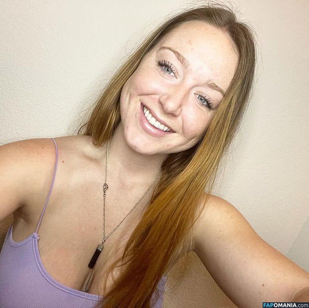 Emily James Nackt OnlyFans  Geleaktes Foto #15