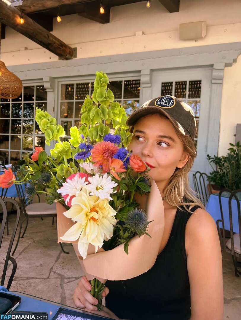 Emily Lind Nackt OnlyFans  Geleaktes Foto #1