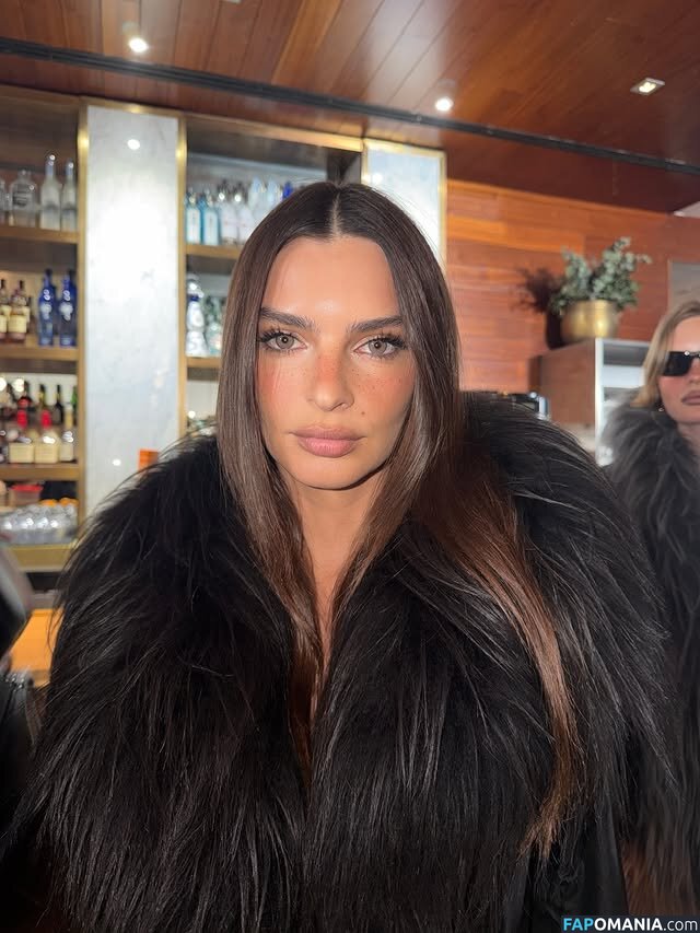 Emily Ratajkowski / Officialemilyratajkowski / emrata / https: Nackt OnlyFans  Geleaktes Foto #39