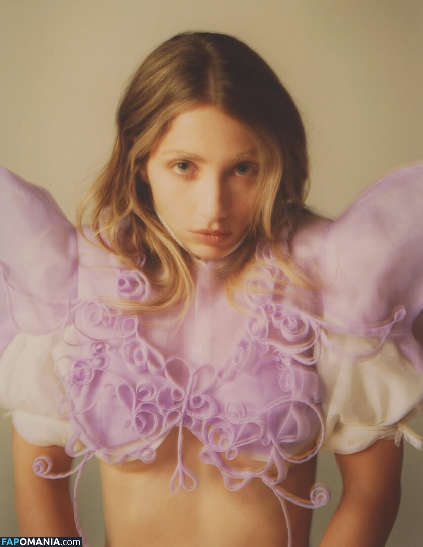 Emily Rudd / emilysteaparty Nackt OnlyFans  Geleaktes Foto #274