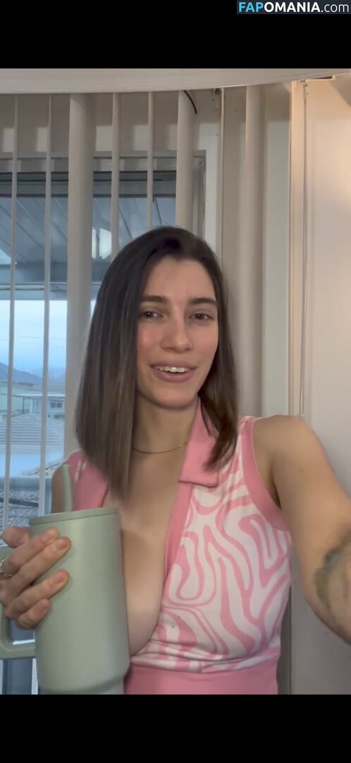 Emily Winterfell / emilysylraa / emilywinterfell / emilyxvirel / emilyxvirel... Nackt OnlyFans  Geleaktes Foto #1