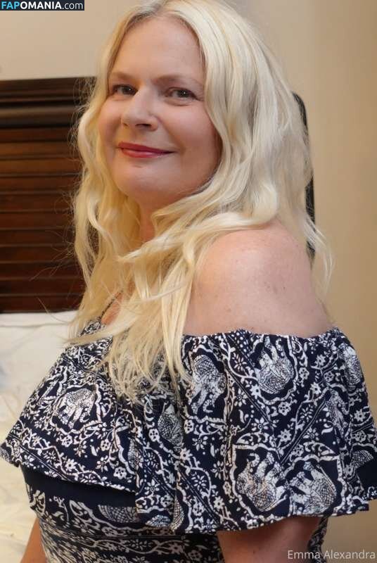Emma Alexandra / emmaalexandrapage / uniquilyyours Nackt OnlyFans  Geleaktes Foto #7