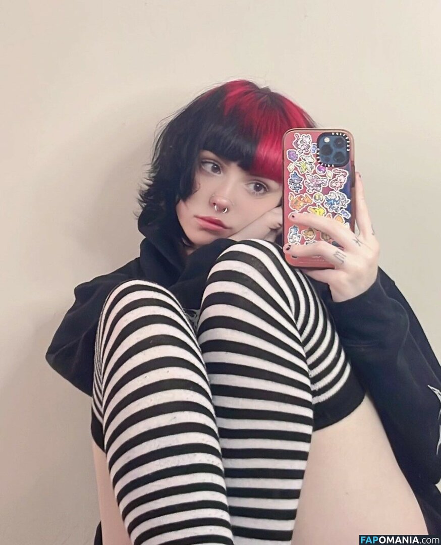 Emma Langevin / emmalangevin / emmalangevinxo Nackt OnlyFans  Geleaktes Foto #837