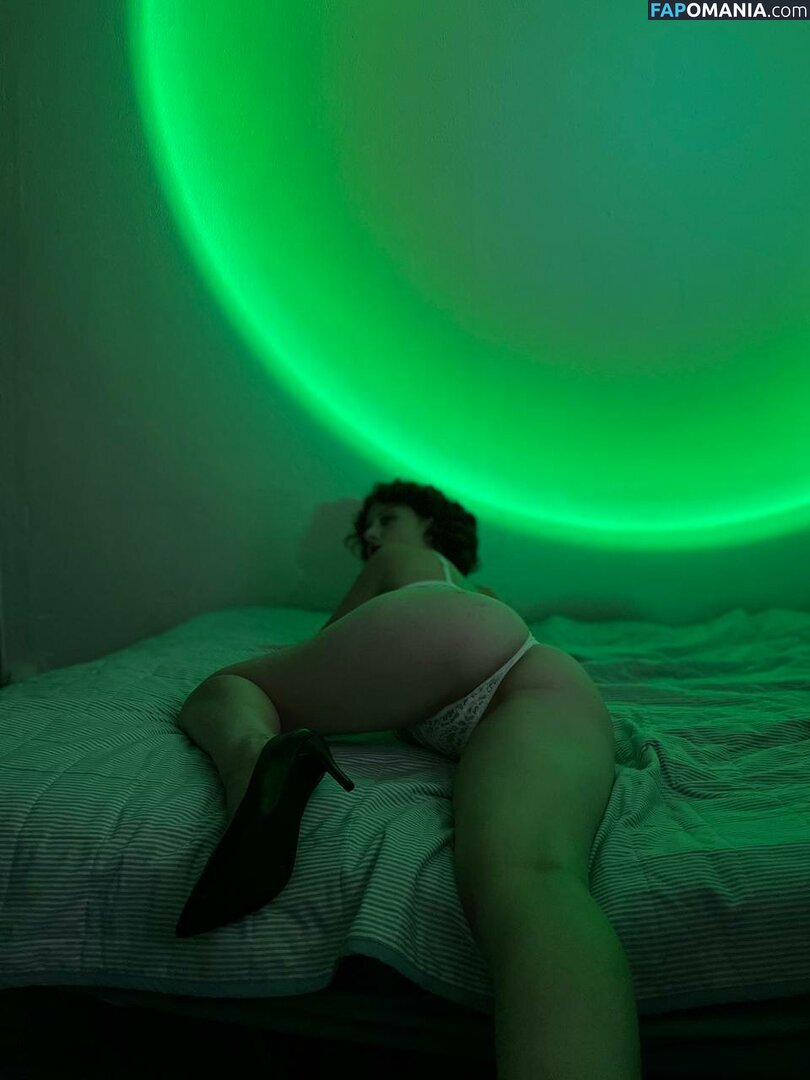 Emma_calypso / emma_calypsoo / emmacalypsoo / emmaclps Nackt OnlyFans  Geleaktes Foto #8