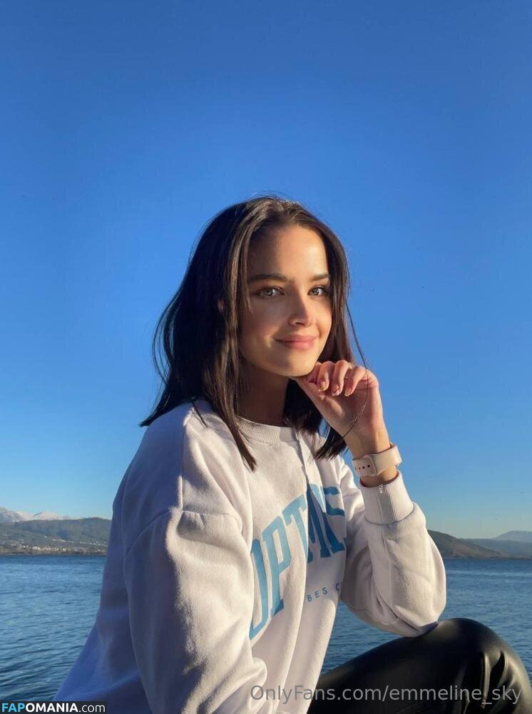 emmeline_sky Nackt OnlyFans  Geleaktes Foto #13