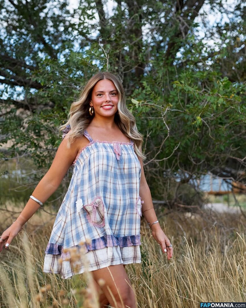 Emmi Butler / emmilaurie Nackt OnlyFans  Geleaktes Foto #2