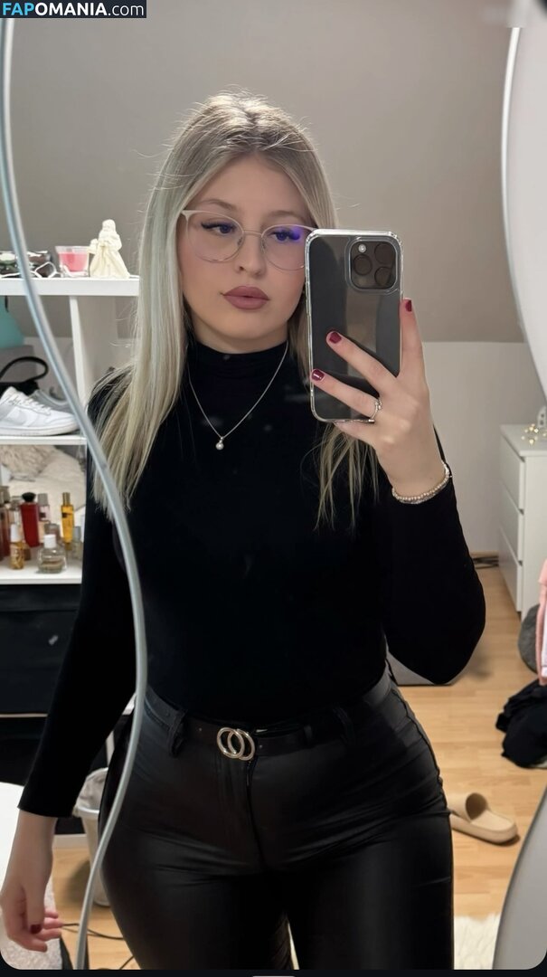 emmi.krii Nackt OnlyFans  Geleaktes Foto #1