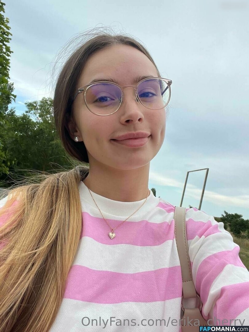 erika_cherry / erika_cherry_ Nackt OnlyFans  Geleaktes Foto #346