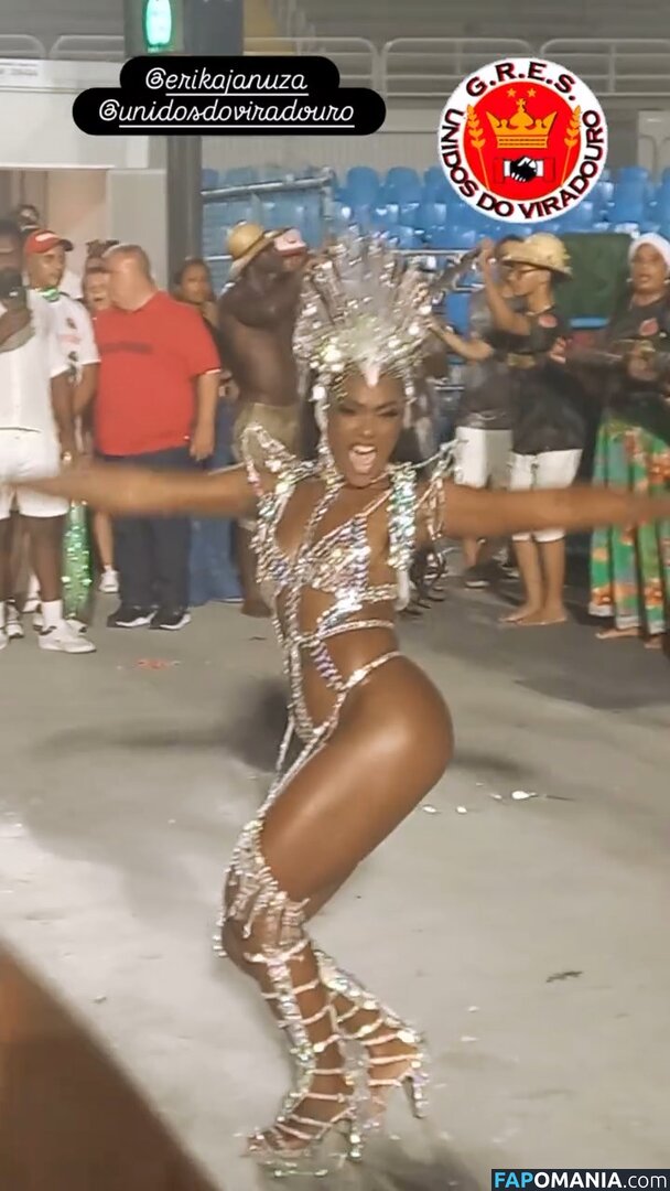 Erika Januza / erikajanuza Nackt OnlyFans  Geleaktes Foto #3