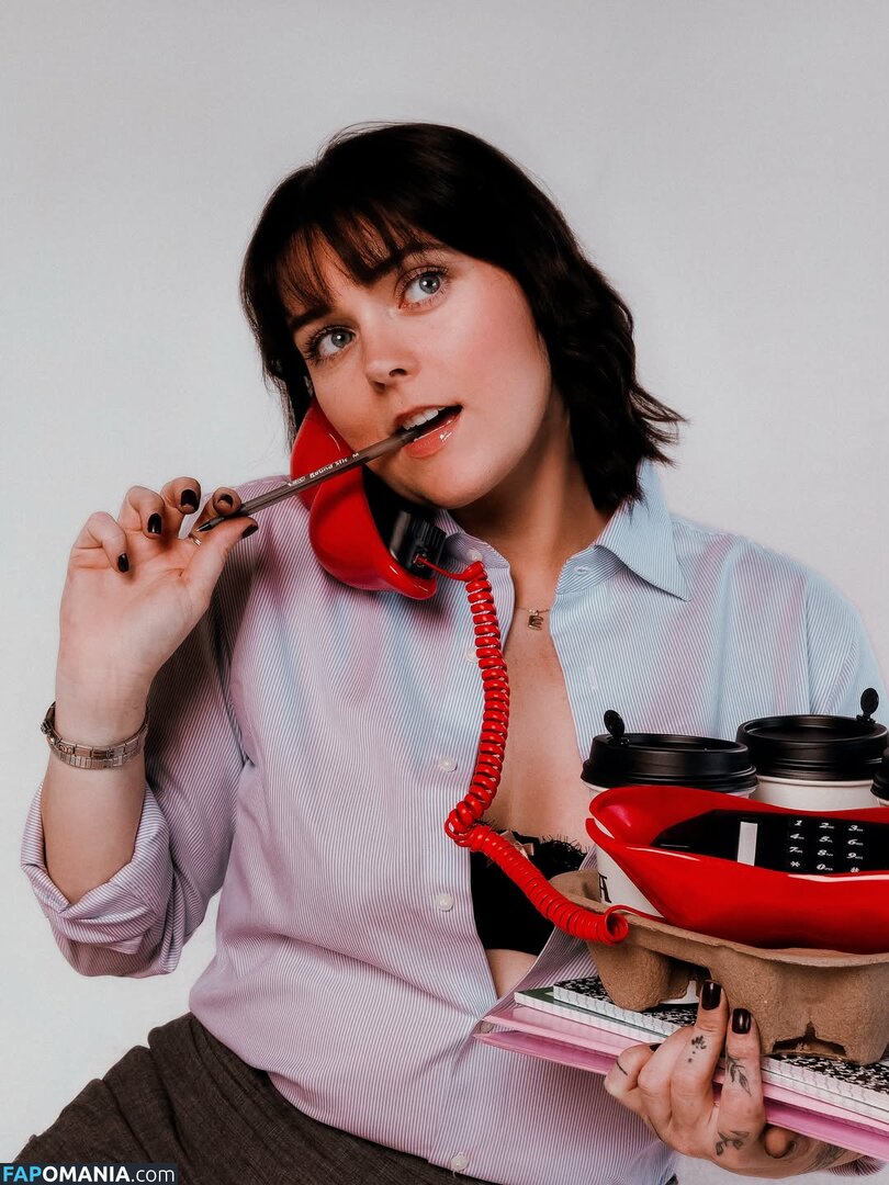 Erin Dougal / Smosh / erindougal Nackt OnlyFans  Geleaktes Foto #13