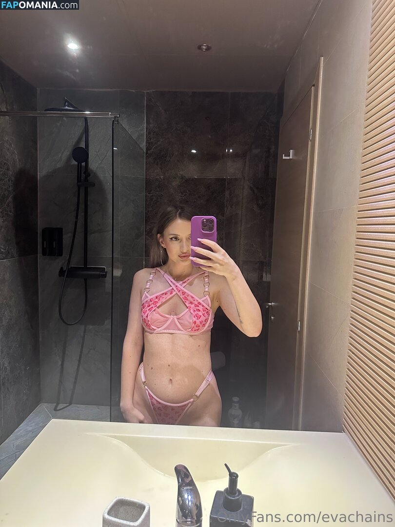 evachains / evachen212 Nackt OnlyFans  Geleaktes Foto #4