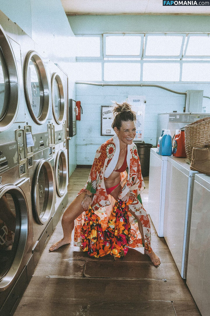 Evangeline Lilly / EvangelineLilly / evangelinelillyofficial / https: / lilyevangeline Nackt OnlyFans  Geleaktes Foto #73