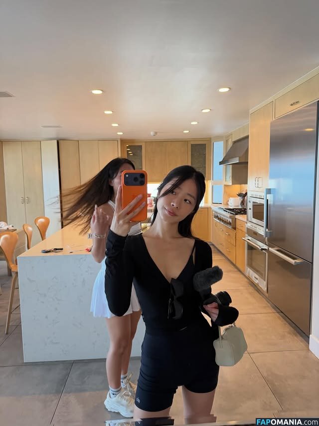 Evelyn Ha / eveee9 / hjevelyn Nackt OnlyFans  Geleaktes Foto #10
