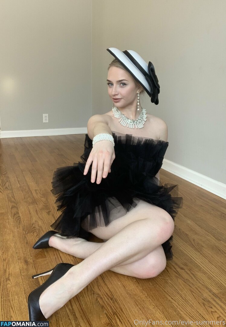 evie-summers / evsummers Nackt OnlyFans  Geleaktes Foto #6