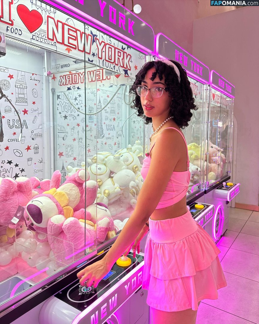 eliana / ewmxt / lalayravo / woahnatty Nackt OnlyFans  Geleaktes Foto #44