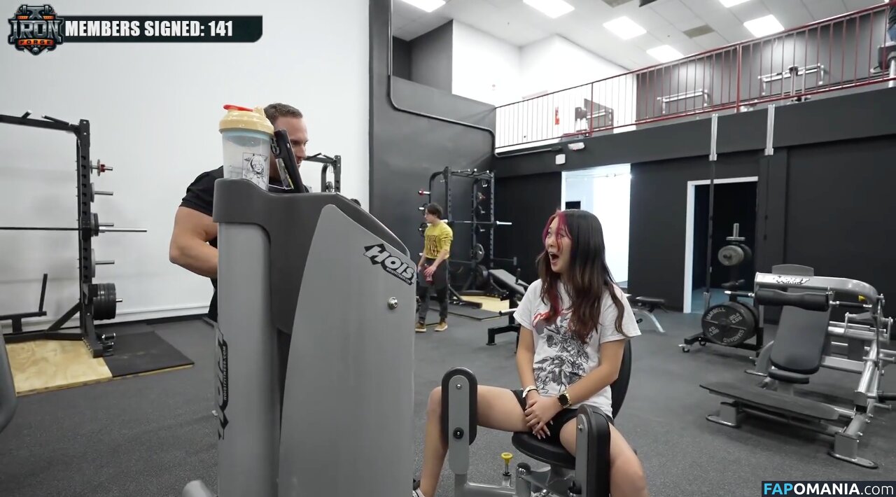 ExtraEmily / extra.emilay / extraemilyy / extremly_cute Nackt OnlyFans  Geleaktes Foto #7