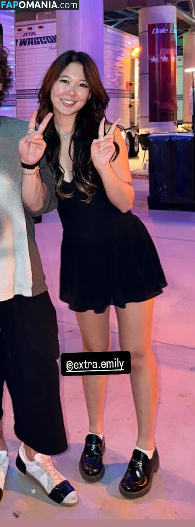 ExtraEmily / extra.emilay / extra.emily / extraemilyy / extremly_cute Nackt OnlyFans  Geleaktes Foto #9