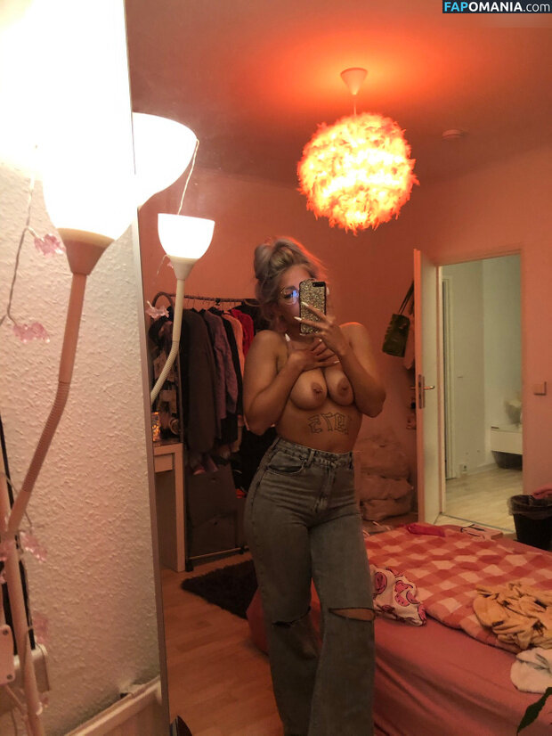 Fairy Karo / fairykaro / karolinantivist Nackt OnlyFans  Geleaktes Foto #71