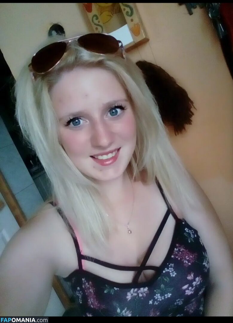 Fehérvári Lányok / Fejér Megyei / Székesfehérvári / sebestyenbianka1 Nackt OnlyFans  Geleaktes Foto #13