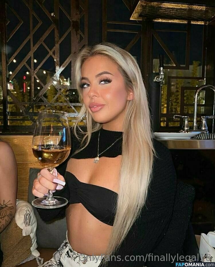 finallylegal18 / hazel_beauti Nackt OnlyFans  Geleaktes Foto #472