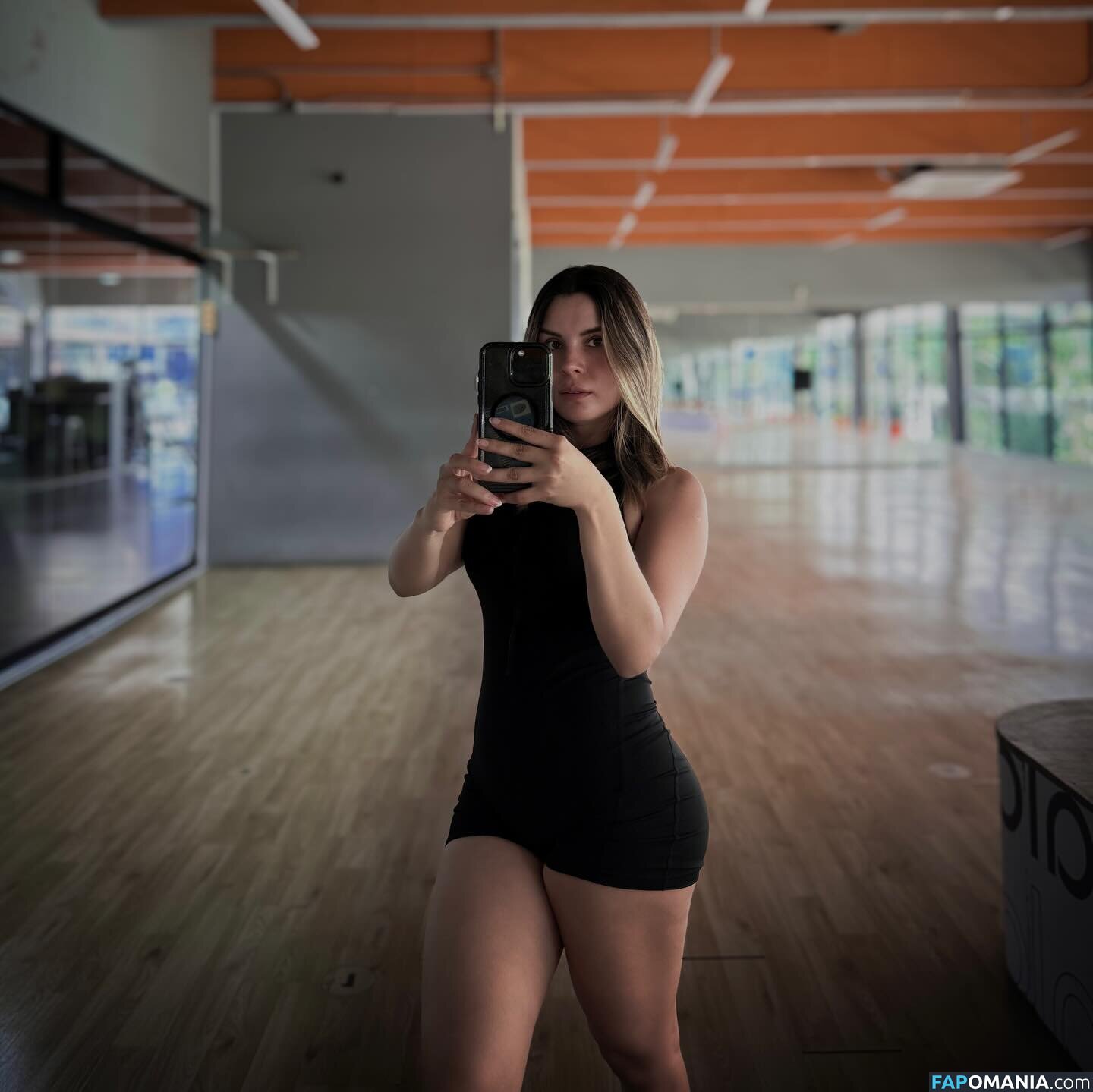 Fiorella Retiz / fiorellaretiz Nackt OnlyFans  Geleaktes Foto #15
