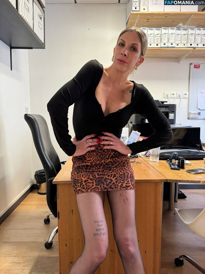 FK2_hard / bureaudefanny / fk2hard / https: Nackt OnlyFans  Geleaktes Foto #8