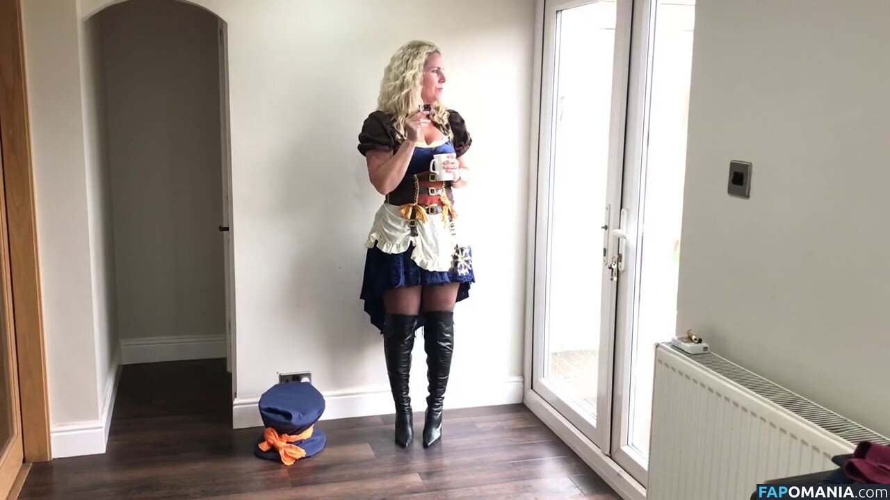 Foxy Geek Girl / foxygeekgirl Nackt OnlyFans  Geleaktes Foto #6
