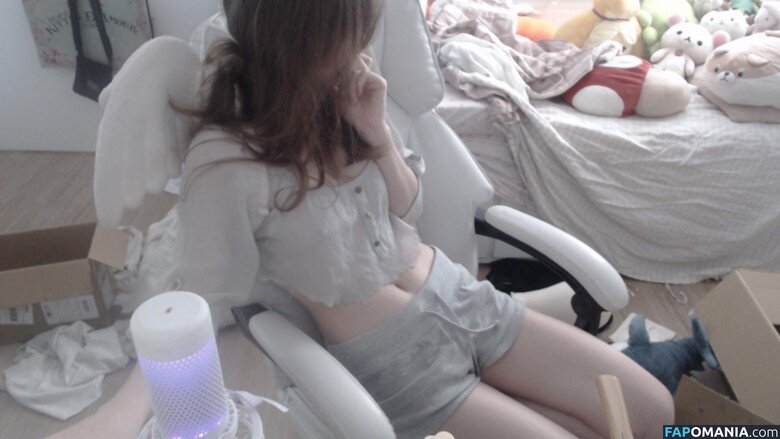 frenchbread1122 / frenchybread1122 / maple3944archive / maplebreadok Nackt OnlyFans  Geleaktes Foto #1