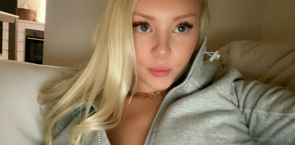 freshmanblondie18