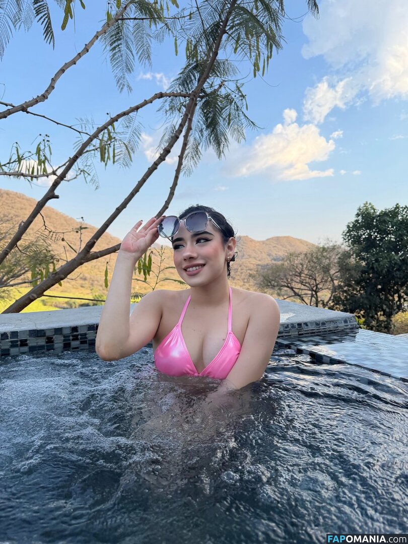 Fulyanm Zsauri Nackt OnlyFans  Geleaktes Foto #2