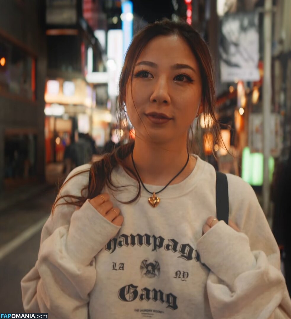 Fuslie / Leslie Nackt OnlyFans  Geleaktes Foto #793