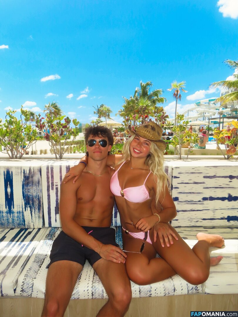 Gabbie Contos / gabrielacontosss Nackt OnlyFans  Geleaktes Foto #3