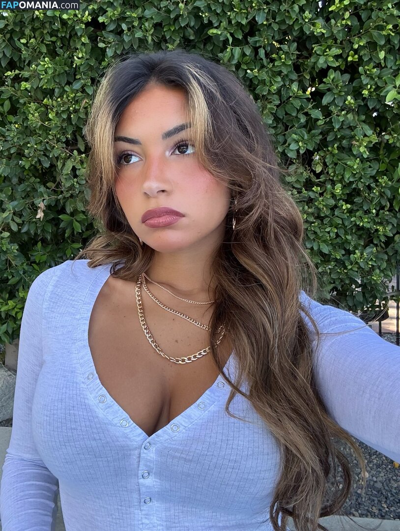 Gabriela Moura / gabimfmoura Nackt OnlyFans  Geleaktes Foto #1