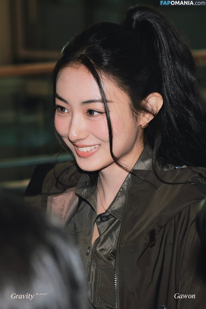 Gawon / Lee Ga-won / MEOVV_GAWON / gawon_moevv / https: / 이가원 MEOVV Nackt OnlyFans  Geleaktes Foto #14