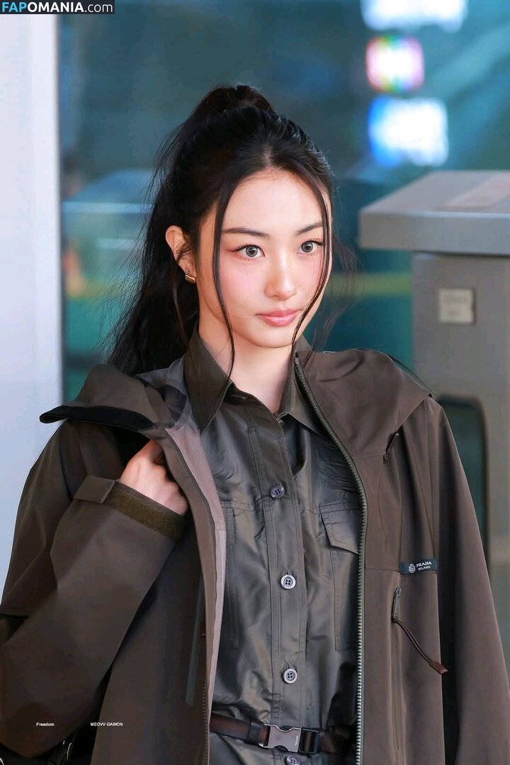 Gawon / Lee Ga-won / MEOVV_GAWON / gawon_moevv / https: / 이가원 MEOVV Nackt OnlyFans  Geleaktes Foto #19